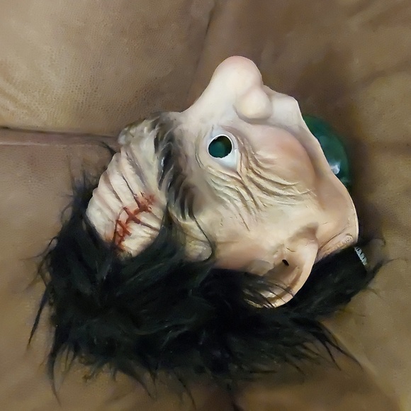 Scary Man Rubber Halloween Mask - Picture 2 of 6